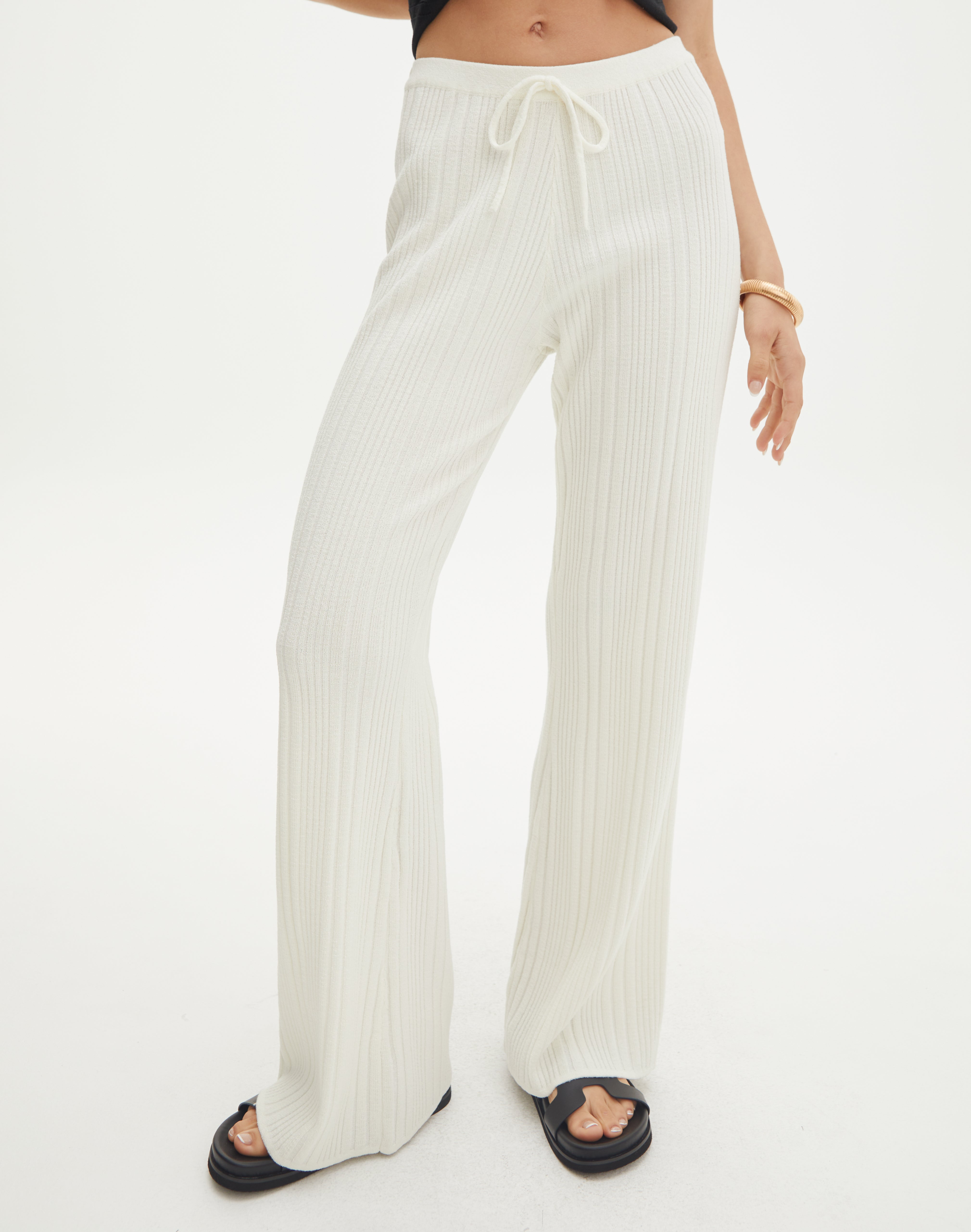 https://www.glassons.com/content/products/anderson-knit-pant-white-full-pw141536rib.jpg