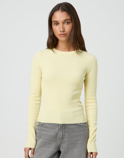 Crew Neck Long Sleeve Knit in Yellow Jessamine | Glassons