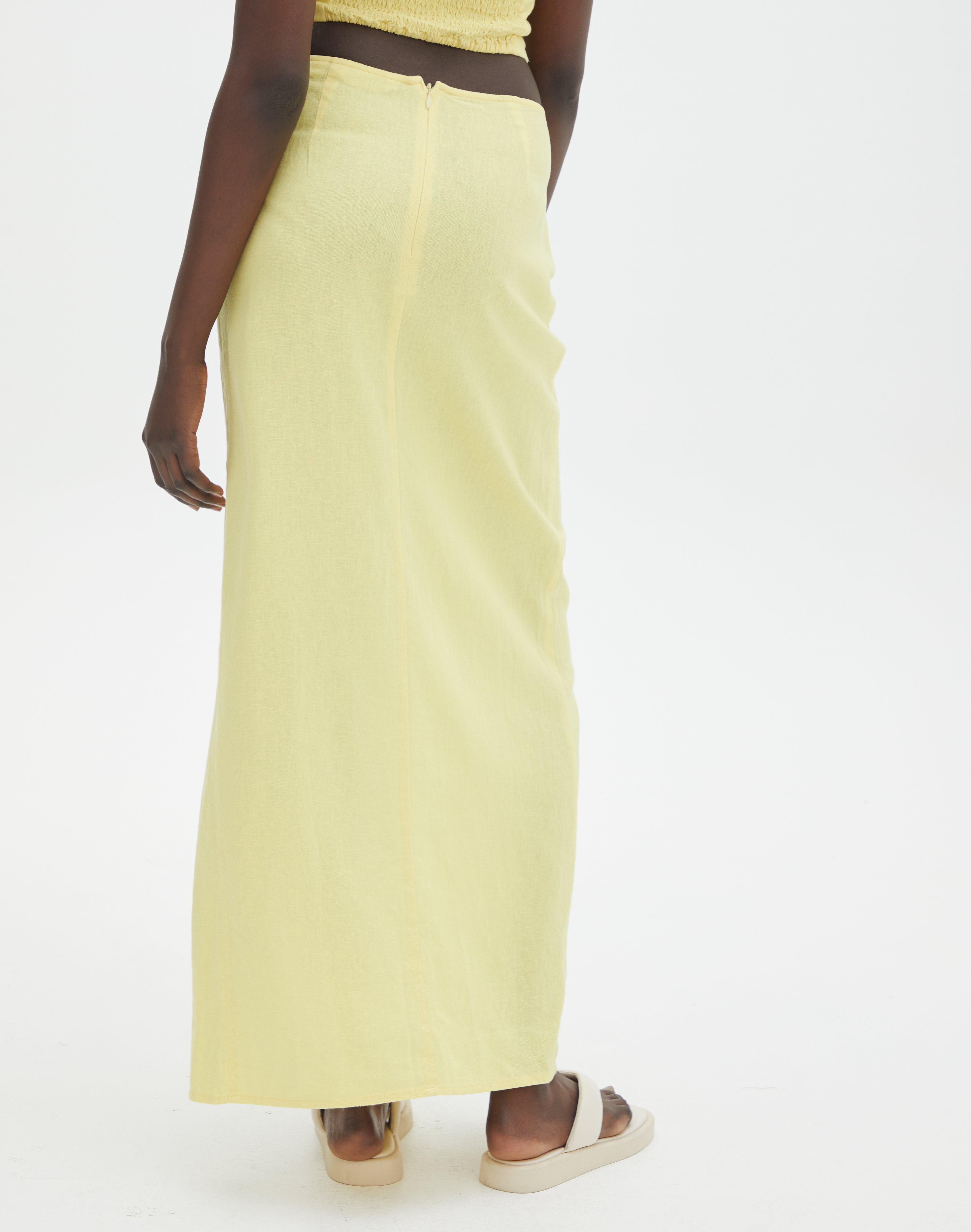 Linen Blend Split Front Maxi Skirt in Pop That Corn