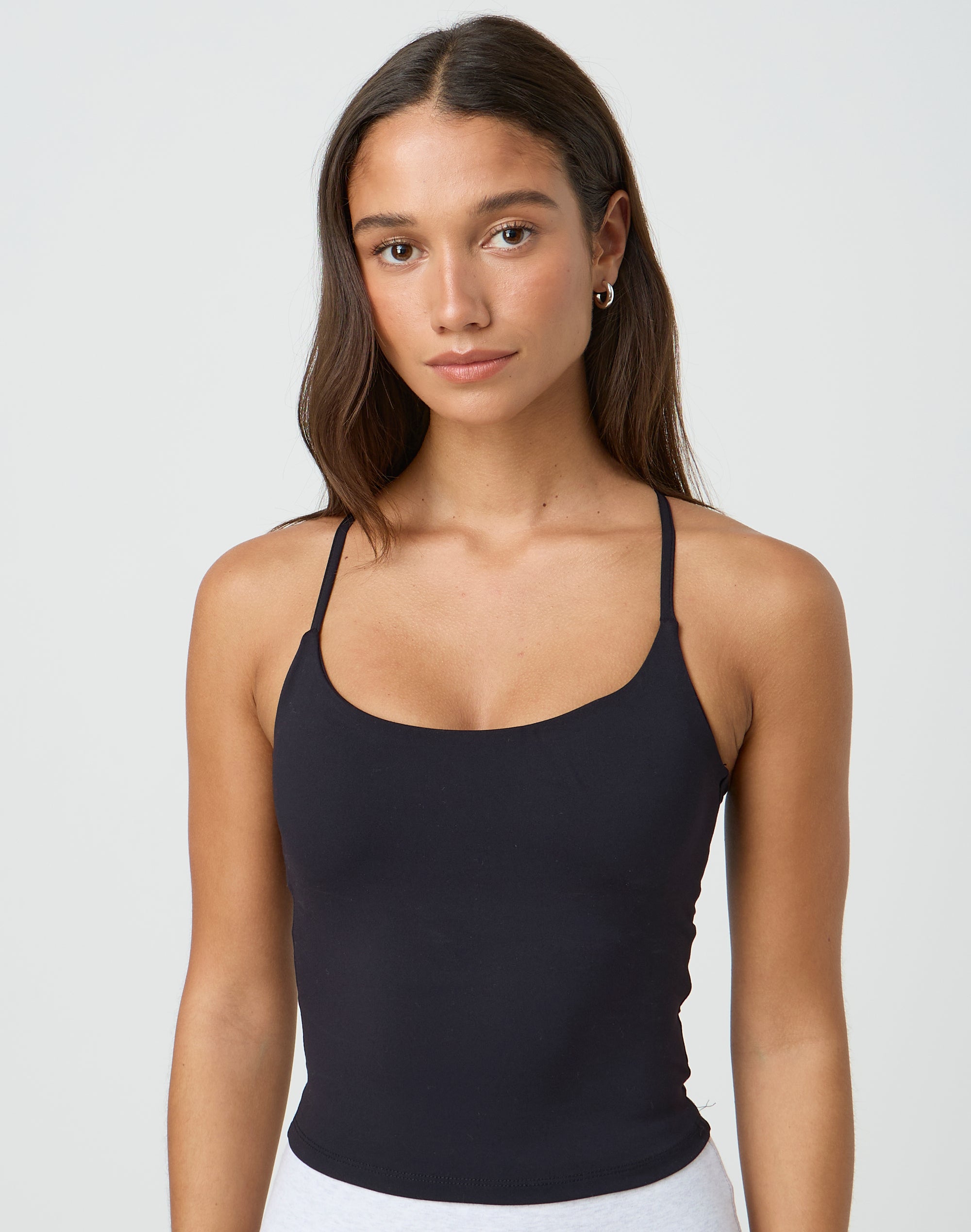 https://www.glassons.com/content/products/co-simone-cross-back-active-tank-black-front-tv129235but.jpg