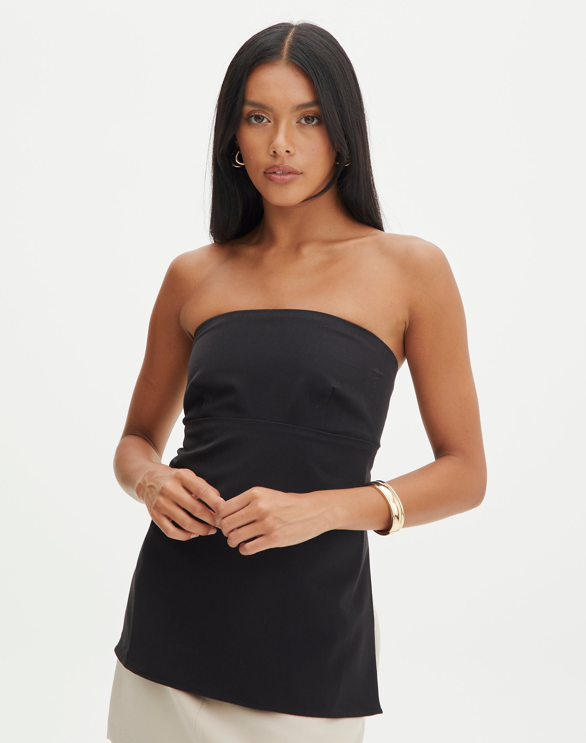 https://www.glassons.com/content/products/dami-strapless-cross-back-black-front-bv170514pln.jpg