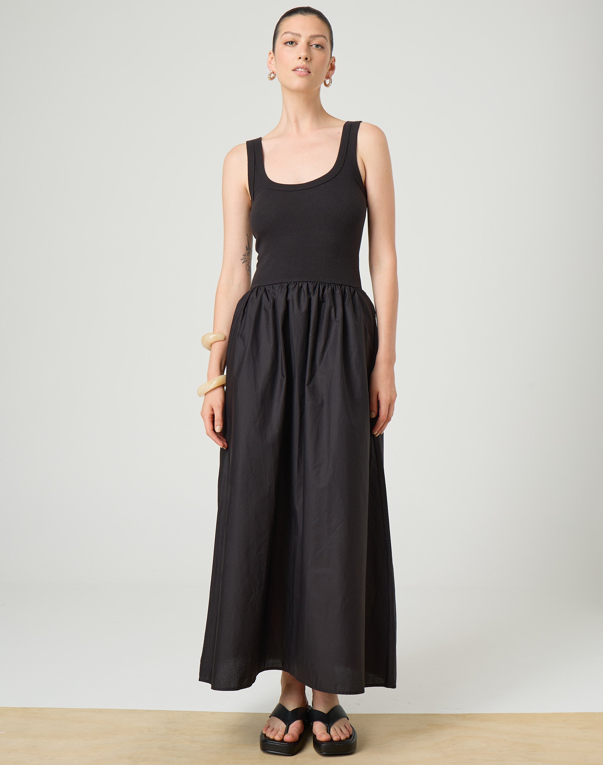 Ribbed Bodice Maxi Dress