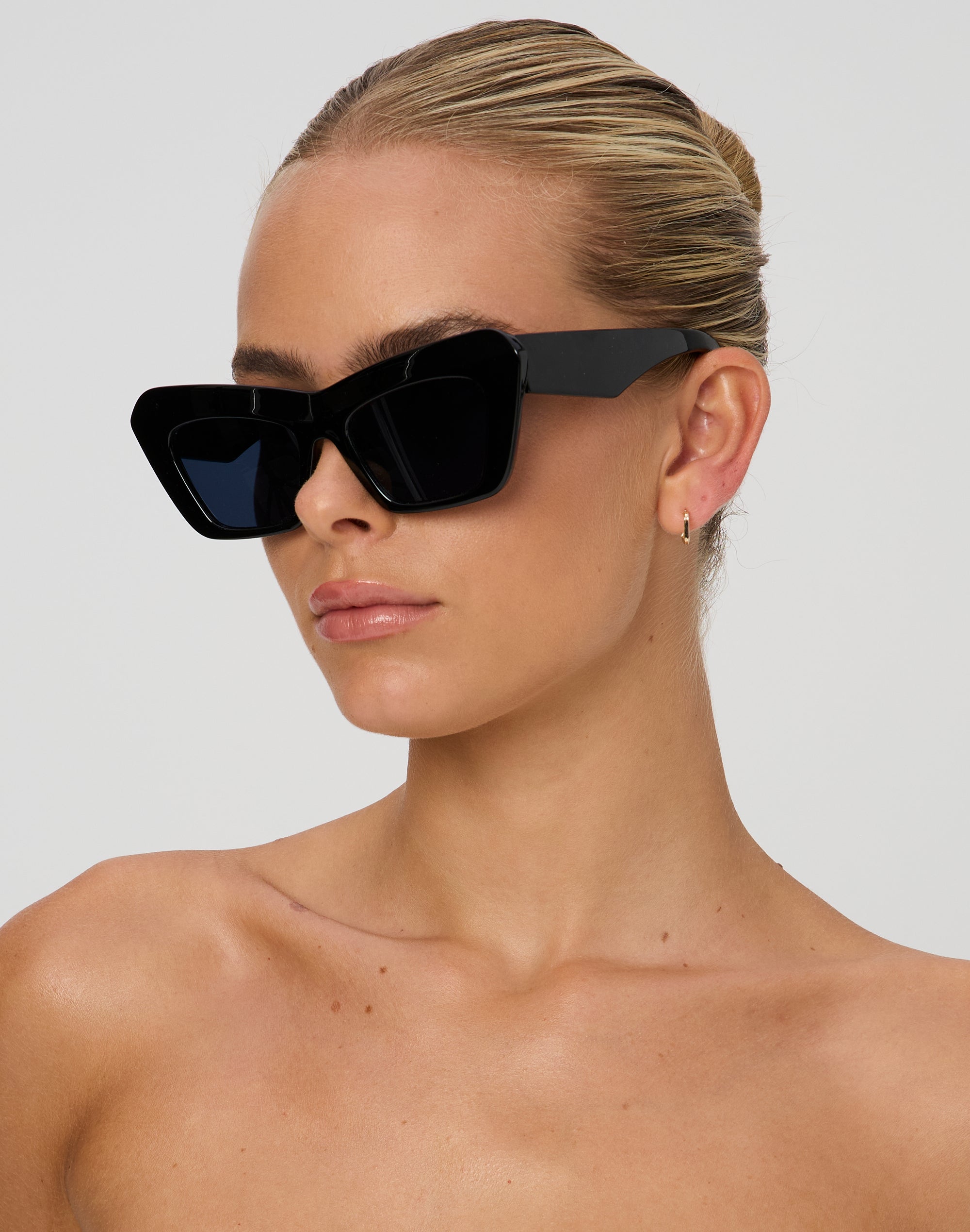 Chunky cat eye sales sunglasses