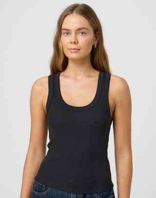 Supersoft Contrast Thin Strap Tank Top in Black/white Tip