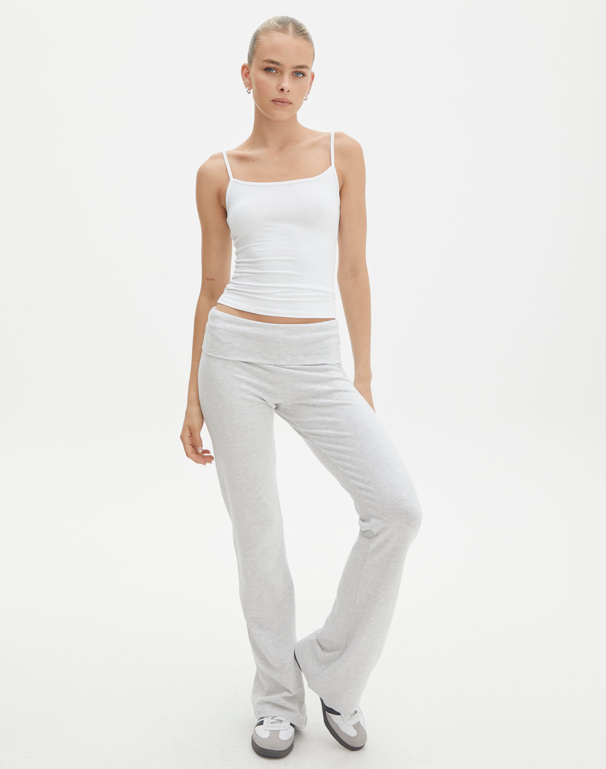 Form Fit Cotton Flare Yoga Pant in Snow Marle