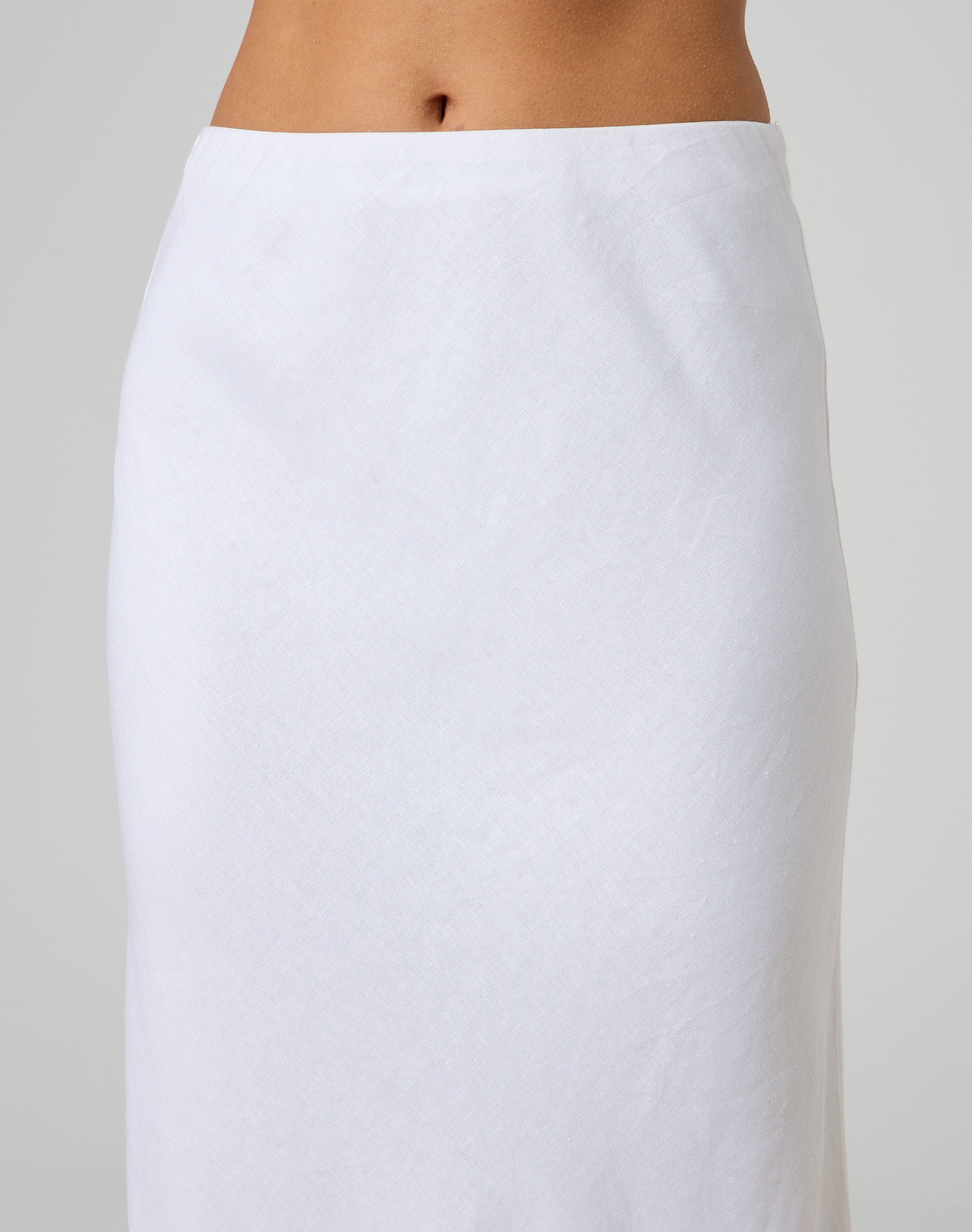 Linen Maxi Skirt in White Glassons AU