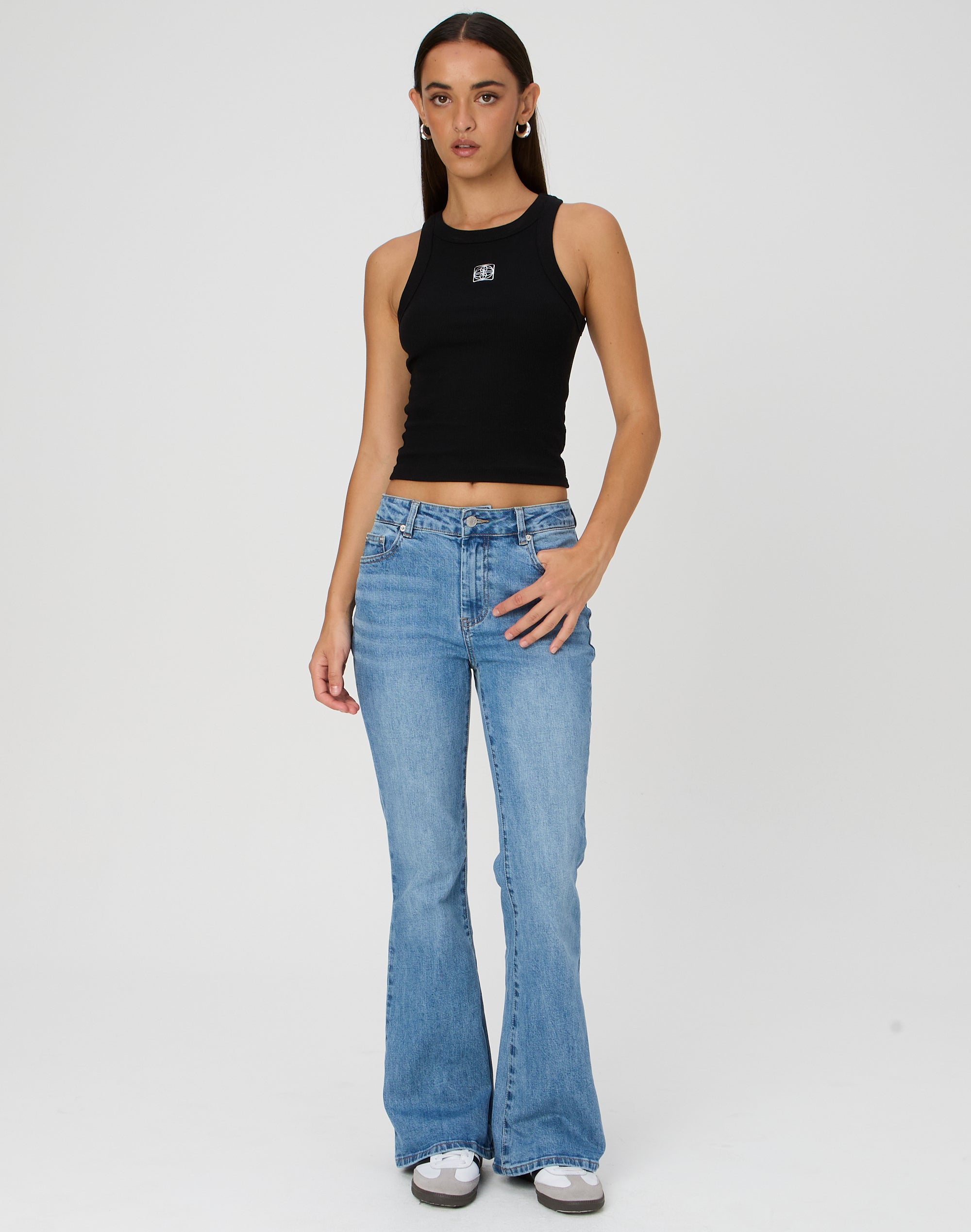 Mid Rise Wide Leg Jean in Summer Coyote