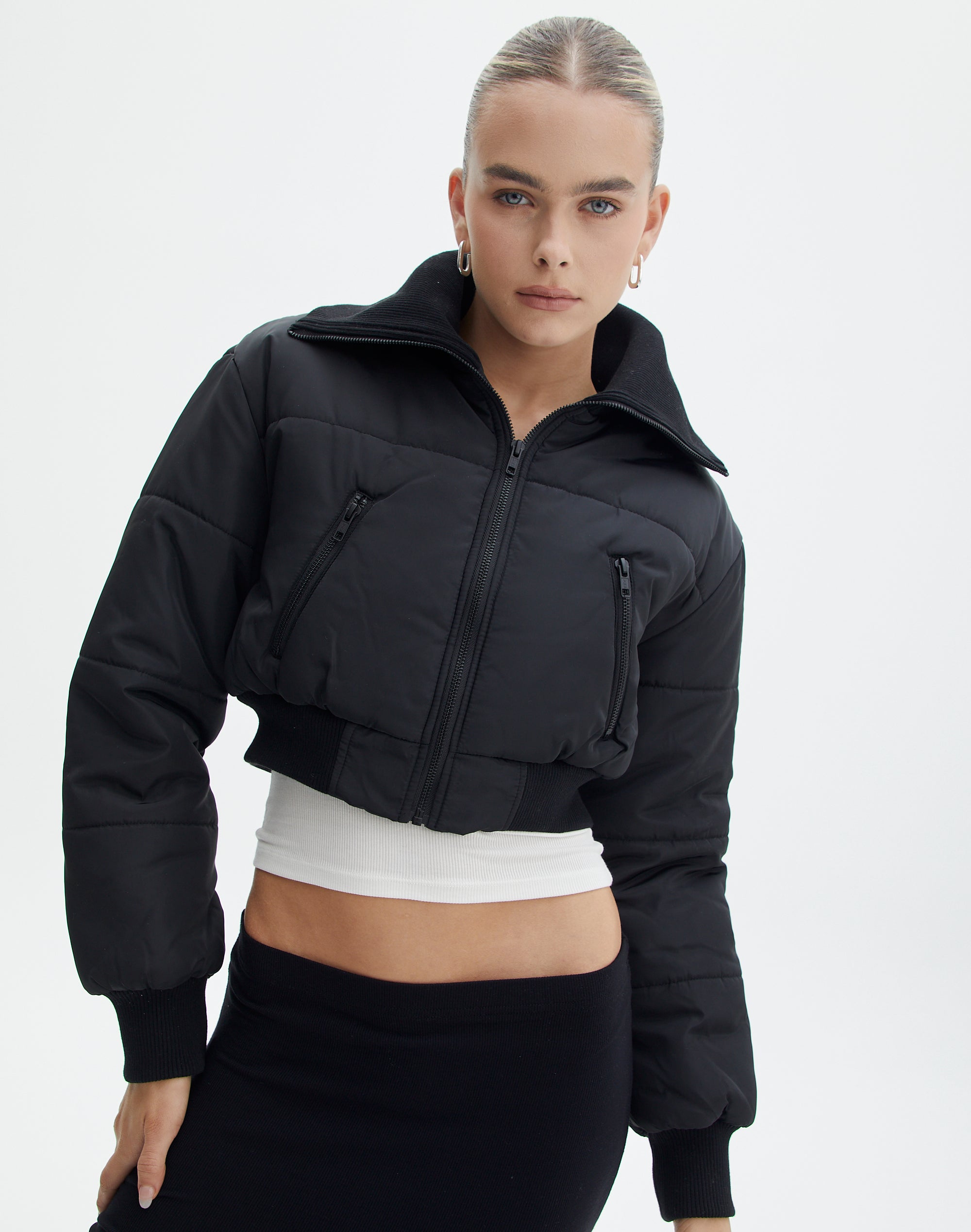Cropped Puffer Jacket in Black | Glassons
