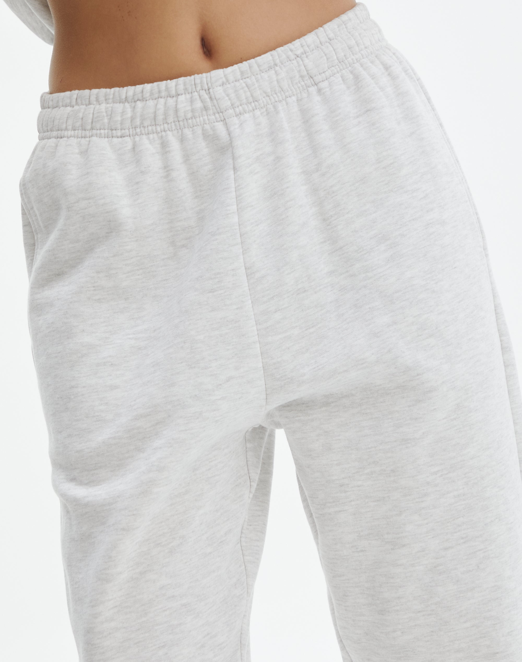 Classic Sweatpant in Snow Marle