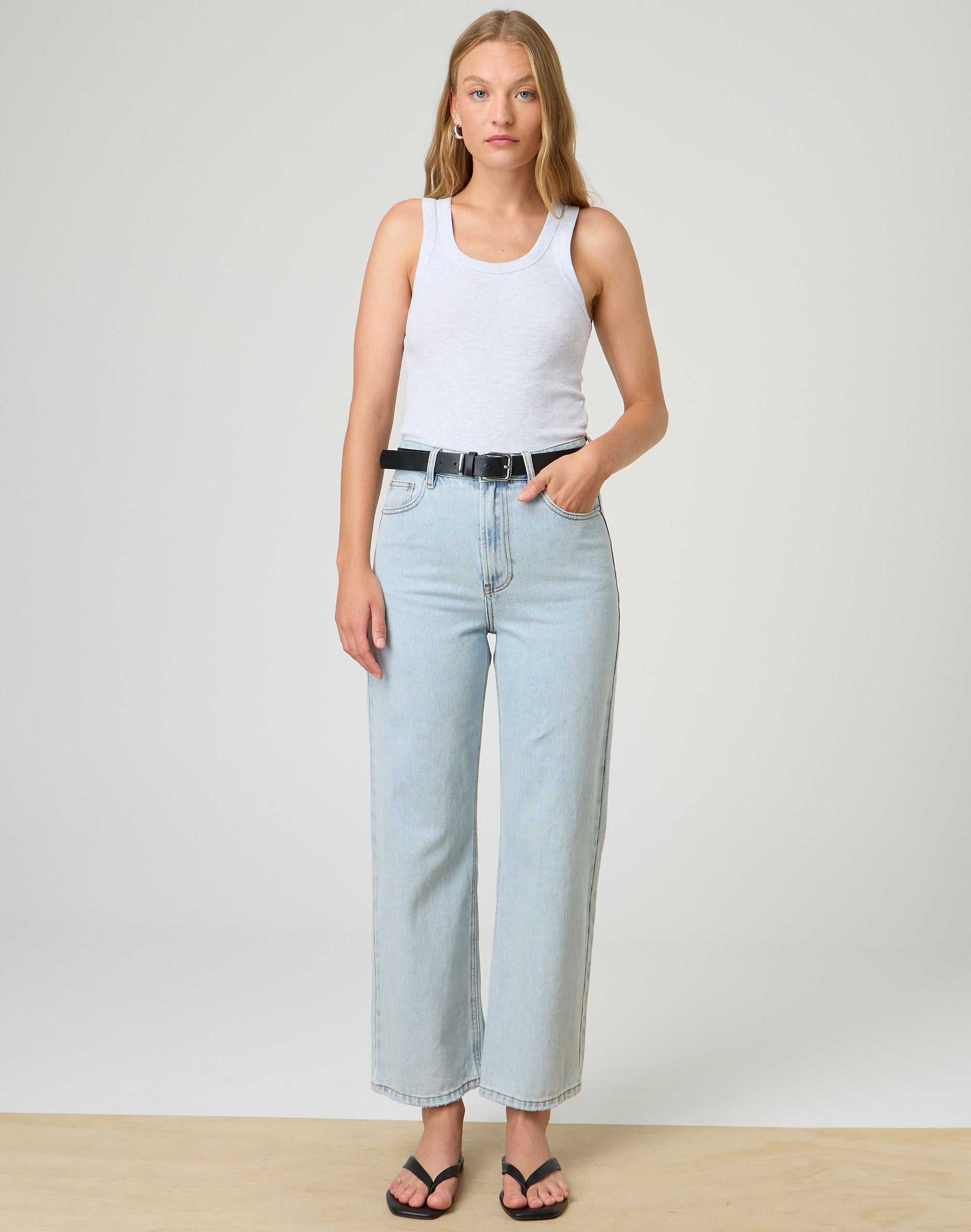 Wide Leg Cropped Jean