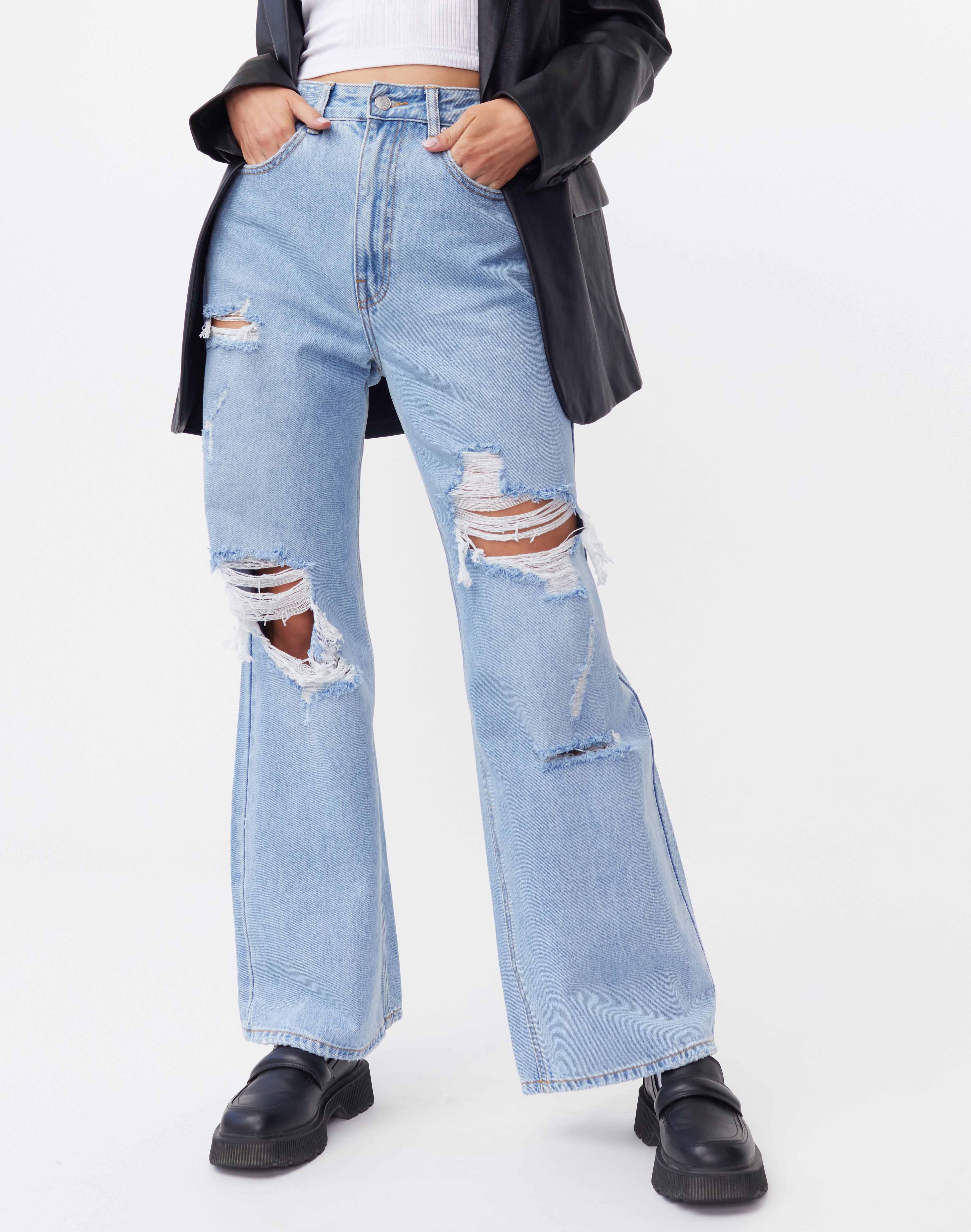 wide leg blue jean pants