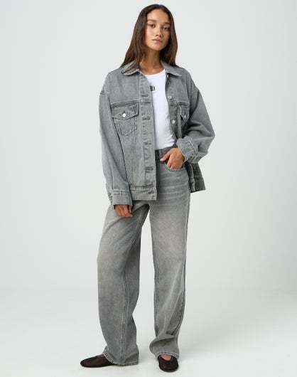 Mid Rise Baggy Fit Jean in Vagabond Grey | Glassons