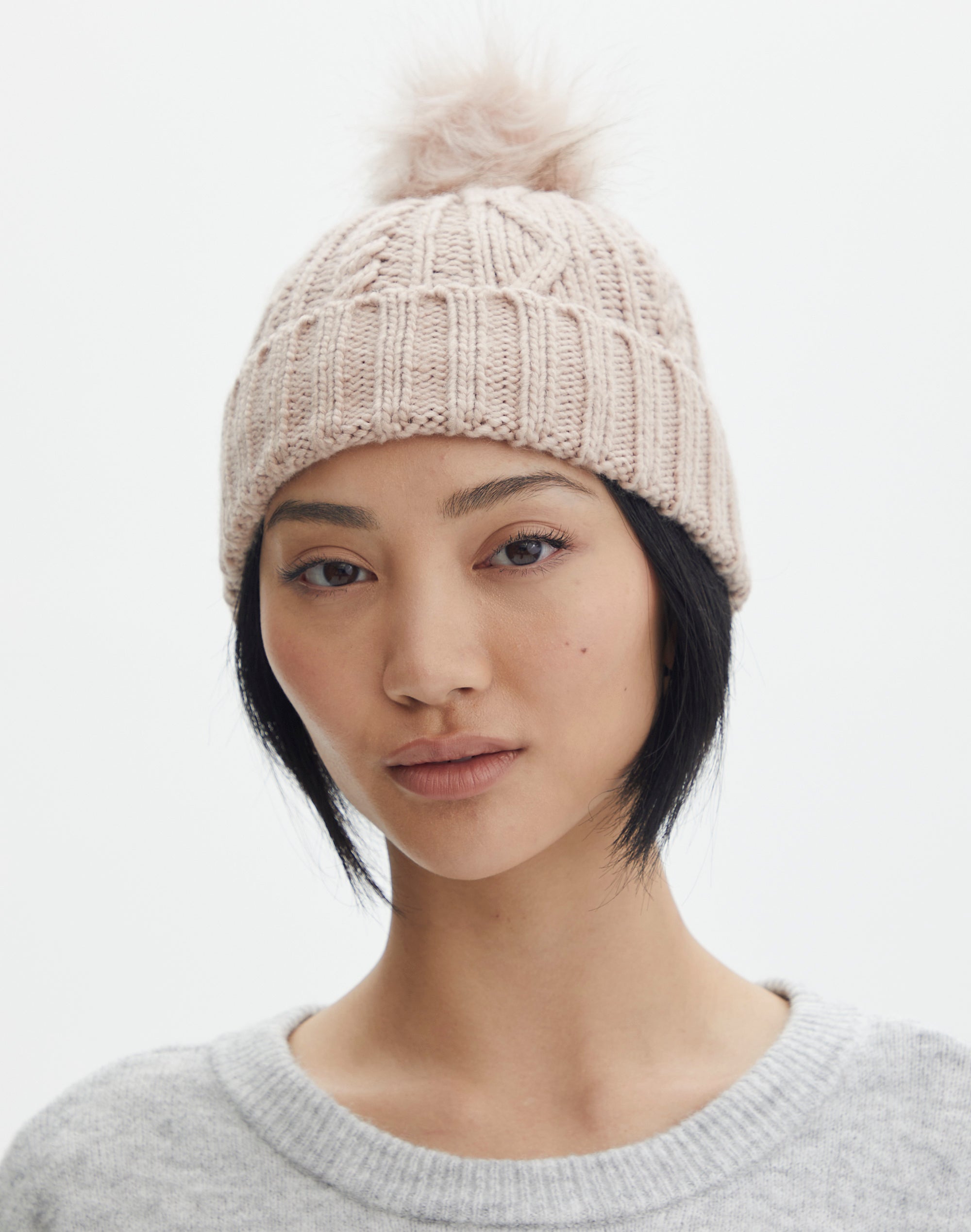 Cable Knit Faux Fur Pom Beanie in Sherry Cream