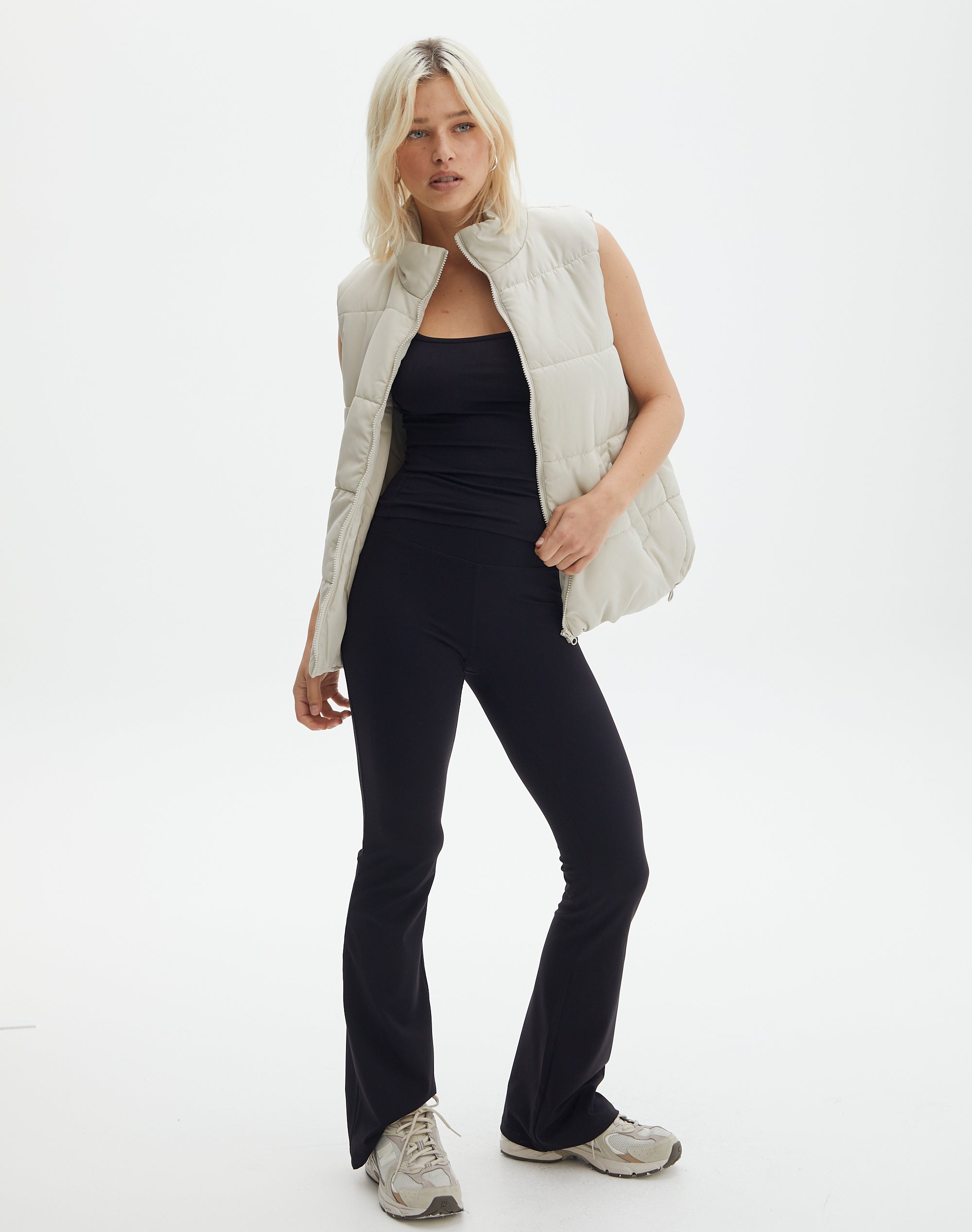 black puffer vest glassons