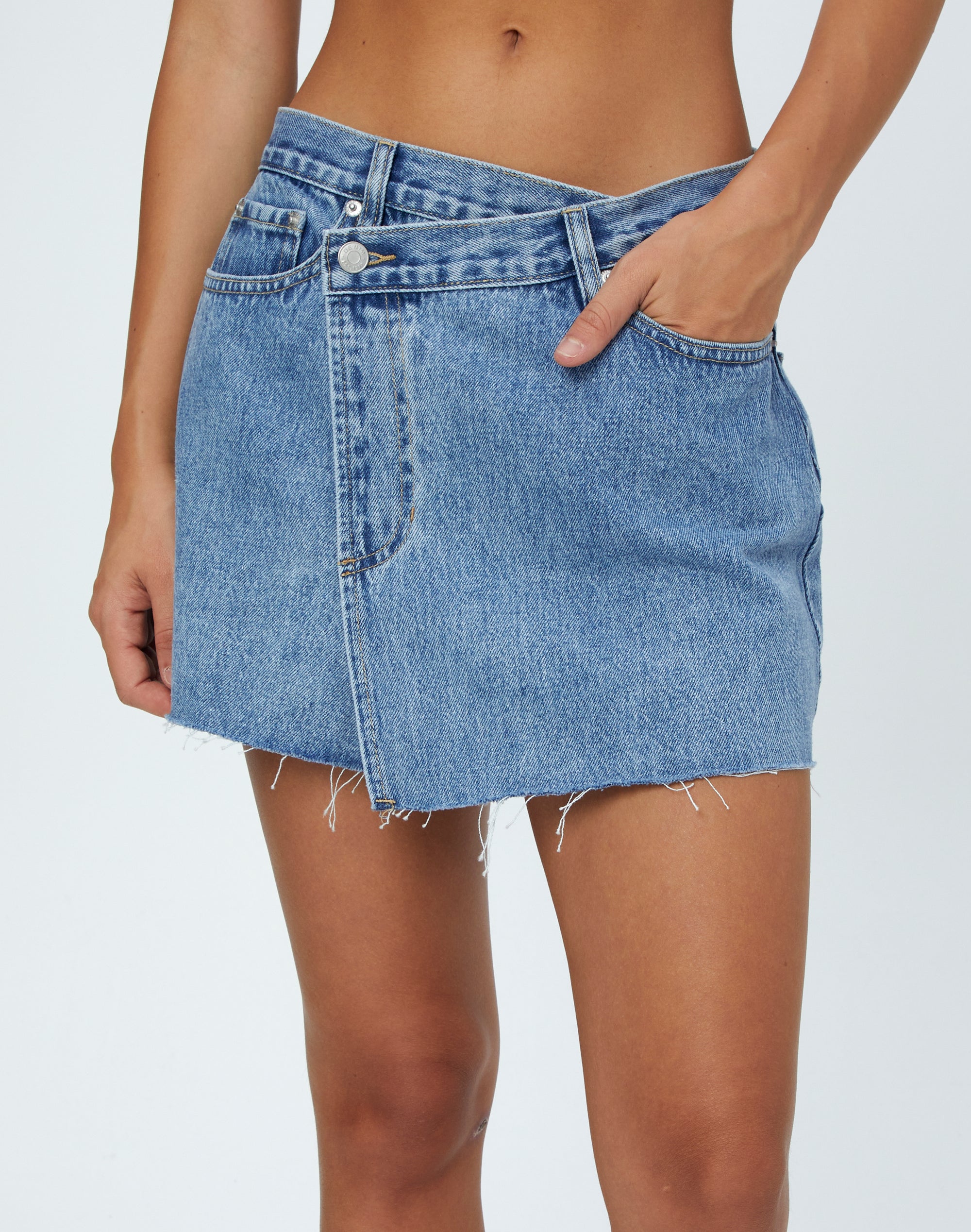 Glassons deals denim skirt