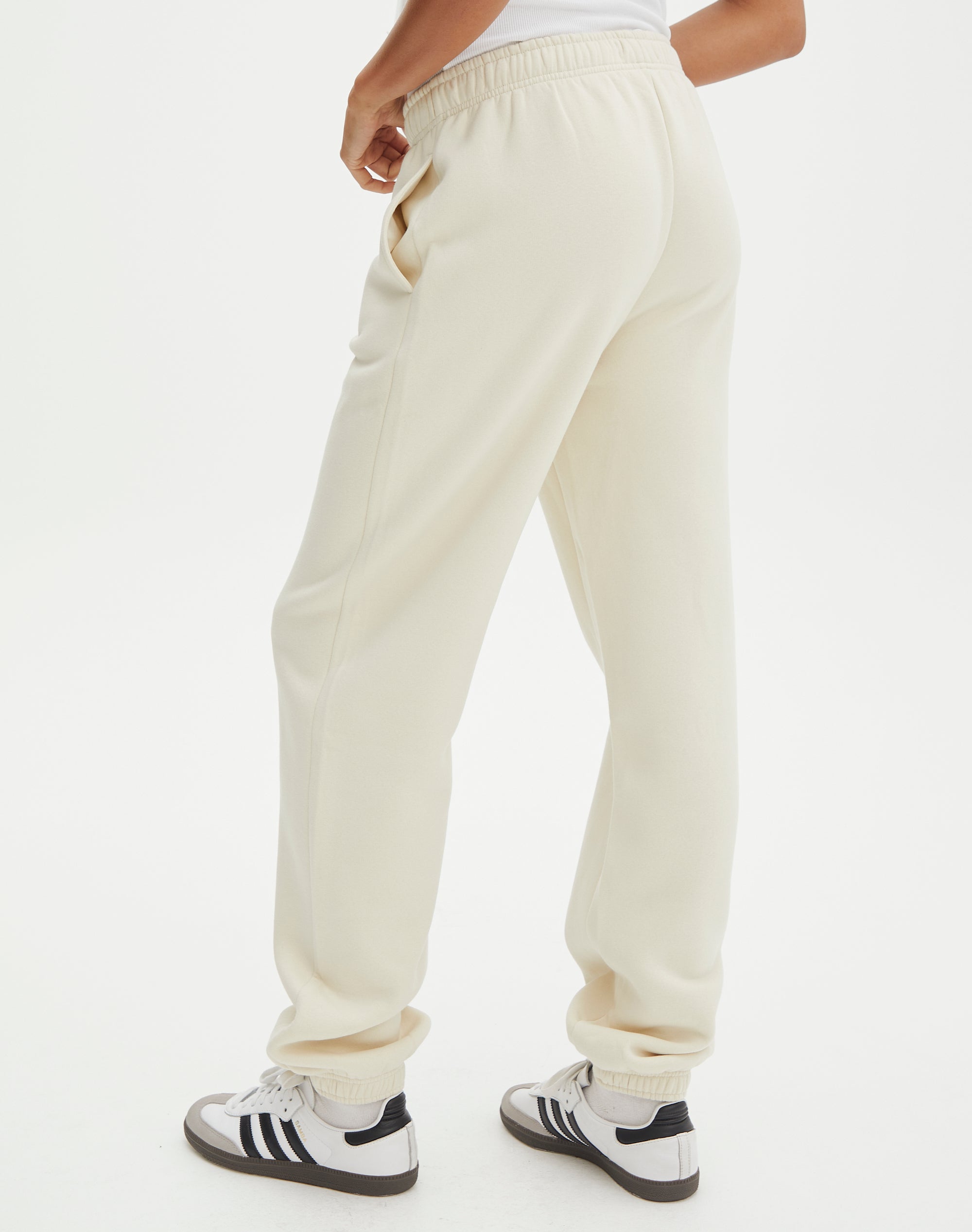 Classic Sweatpant in Milk