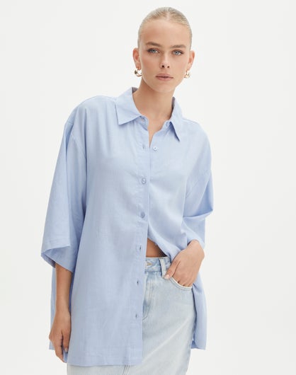 Linen Blend Short Sleeve Shirt in Ice Cap | Glassons