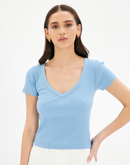 V Neck Crop Tee in Blue | Glassons