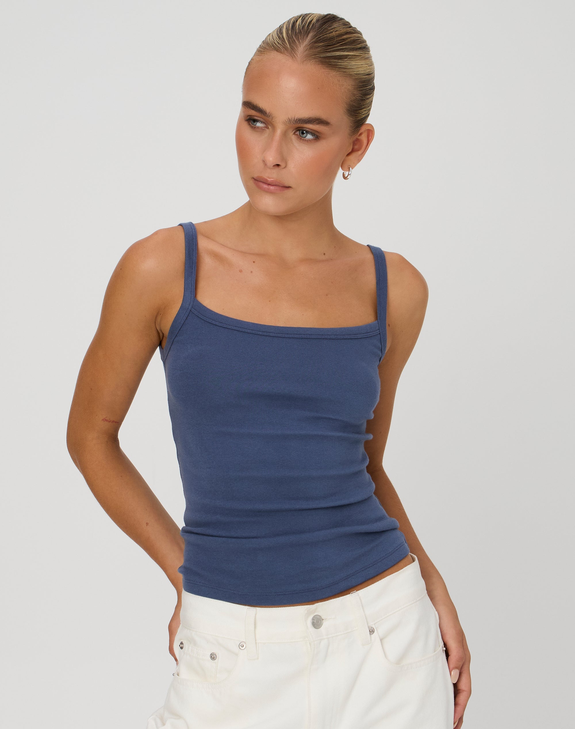 Women's Navy Tank Top at Rs 160/piece, Long Tank Top in Noida